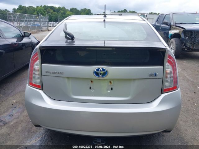 JTDKN3DU4E0392805 Toyota Prius Two