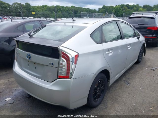 JTDKN3DU4E0392805 Toyota Prius Two