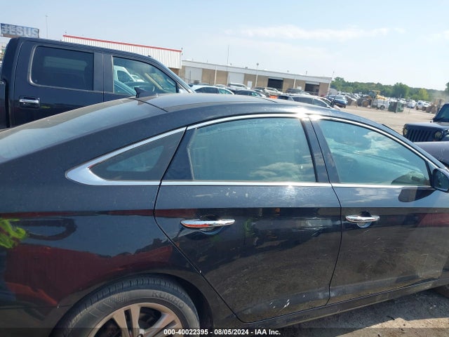 Hyundai Sonata Limited 2019 5NPE34AF3KH738131 Image 14