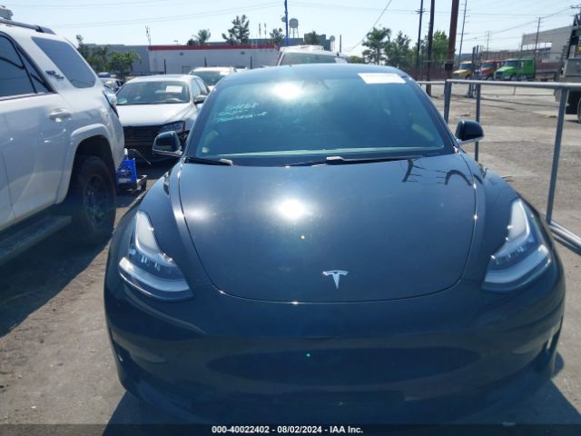 5YJ3E1EB3JF092965 Tesla Model 3 Long Range/performance
