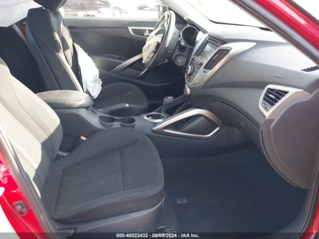 KMHTC6AD4EU209052 Hyundai Veloster Base W/black