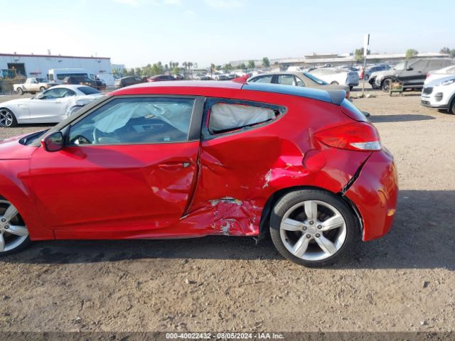 KMHTC6AD4EU209052 Hyundai Veloster Base W/black