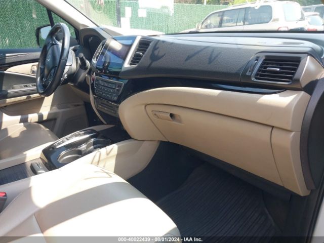 5FNYF6H95GB017119 Honda Pilot Touring