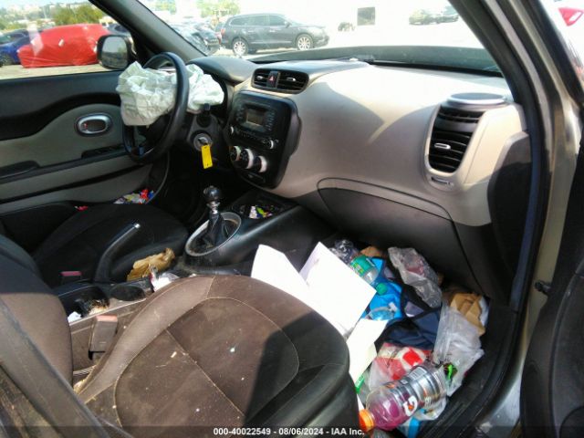 KNDJN2A28F7206202 KIA Soul