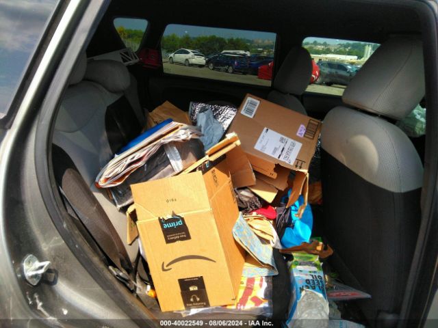KNDJN2A28F7206202 KIA Soul