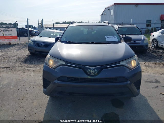 Toyota RAV4 LE 2018 JTMZFREV2JJ156535 Image 13