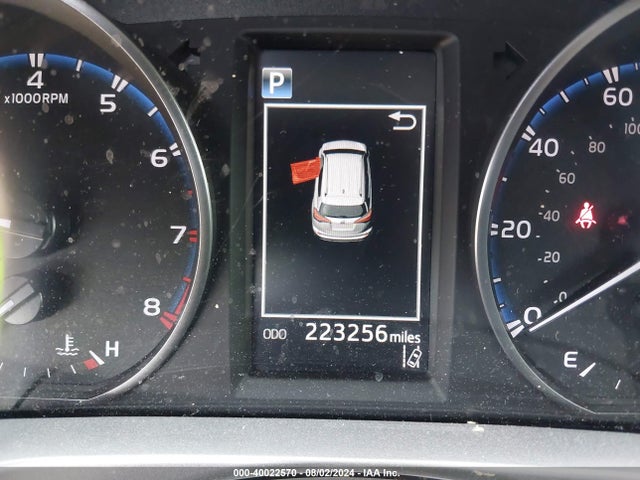Toyota RAV4 LE 2018 JTMZFREV2JJ156535 Image 16