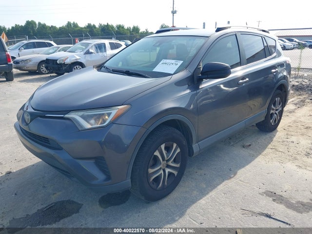 Toyota RAV4 LE 2018 JTMZFREV2JJ156535 Image 2