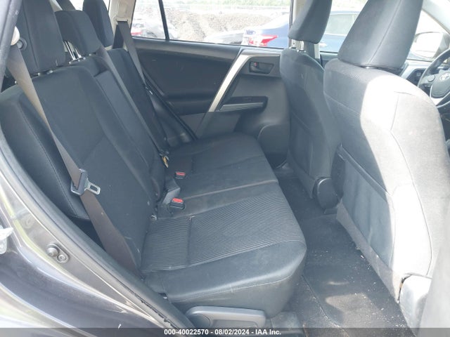 Toyota RAV4 LE 2018 JTMZFREV2JJ156535 Image 8