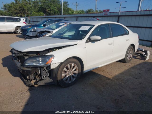 1VWAT7A31FC020274 Volkswagen Passat 1.8t Wolfsburg Edition