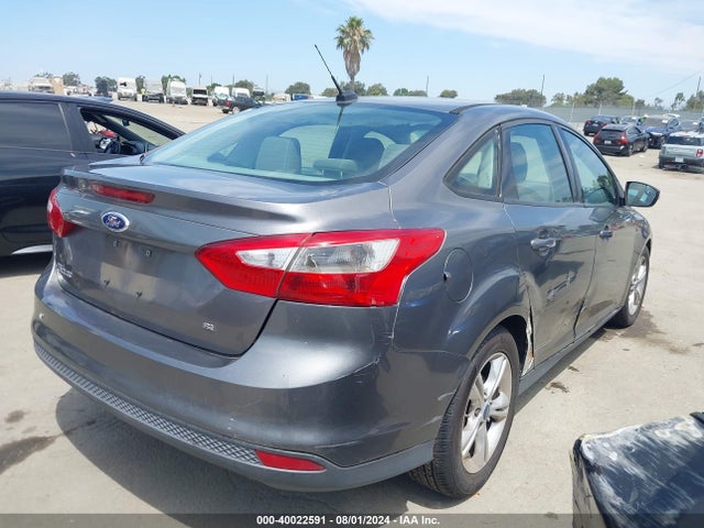 Ford FOCUS SE 2014 1FADP3F2XEL123596 Image 4