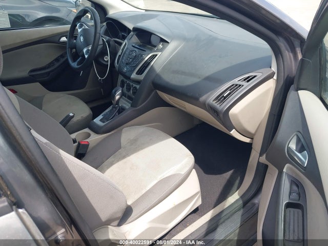 Ford FOCUS SE 2014 1FADP3F2XEL123596 Image 5