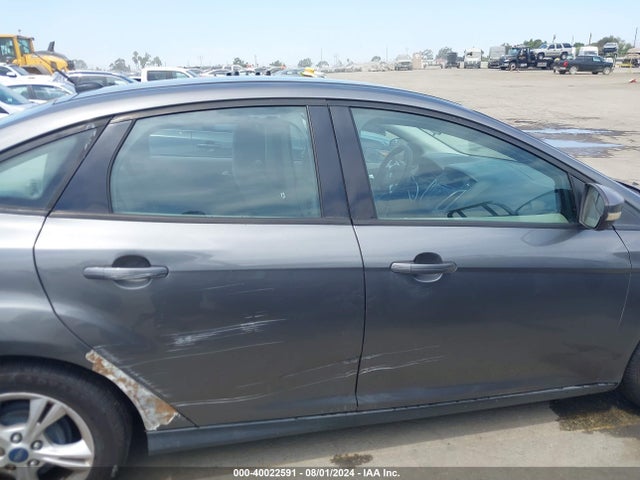 Ford FOCUS SE 2014 1FADP3F2XEL123596 Image 6