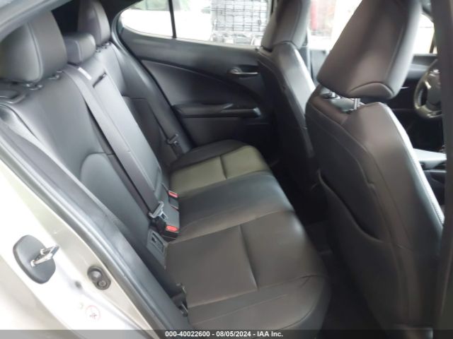 JTHU9JBH4K2001674 Lexus UX 250H
