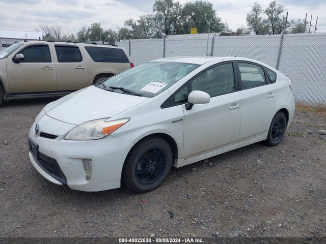 Toyota Prius Two 2014 JTDKN3DU9E1743038 Image 2