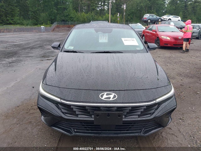 KMHLS4DG2RU718141 Hyundai ELANTRA SEL
