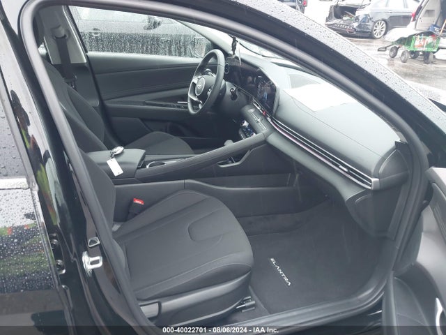 KMHLS4DG2RU718141 Hyundai ELANTRA SEL