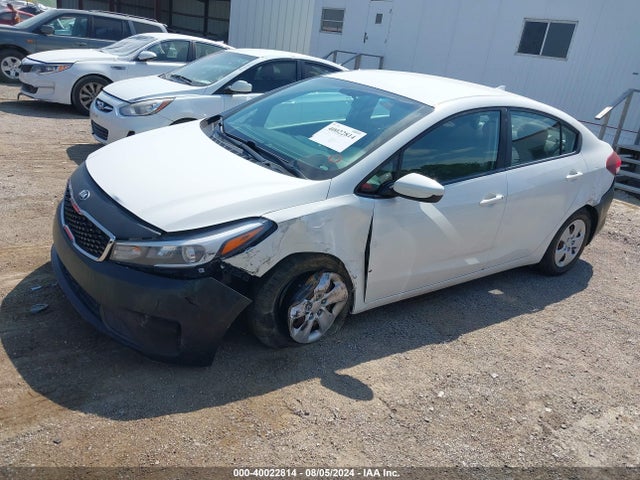 KIA FORTE LX 2017 3KPFK4A72HE079536 Image 2