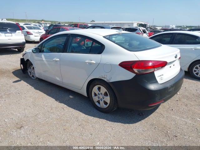 KIA FORTE LX 2017 3KPFK4A72HE079536 Image 3
