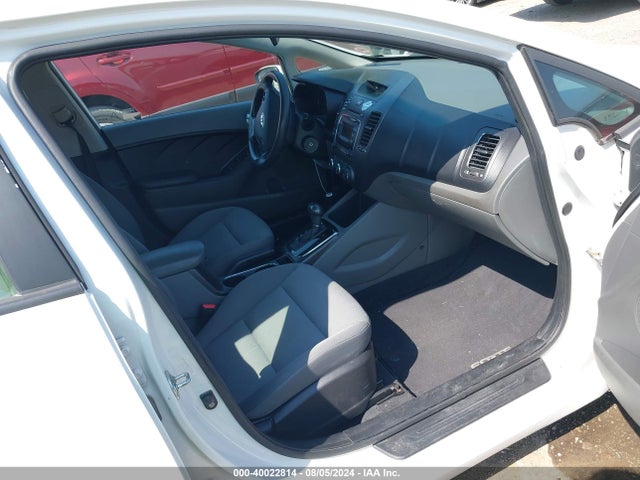 KIA FORTE LX 2017 3KPFK4A72HE079536 Image 5
