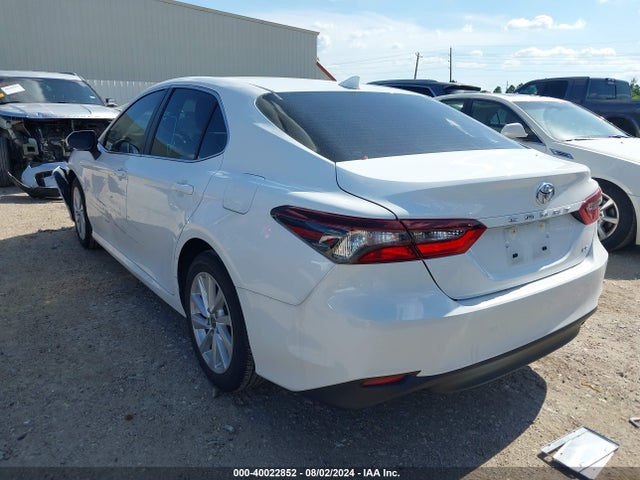 Toyota CAMRY LE 2023 4T1R11AK5PU821801 Image 3
