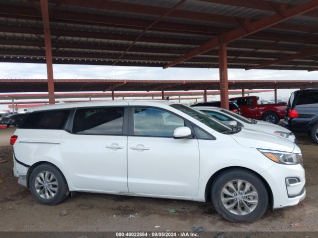 KNDMB5C17K6552494 KIA SEDONA LX