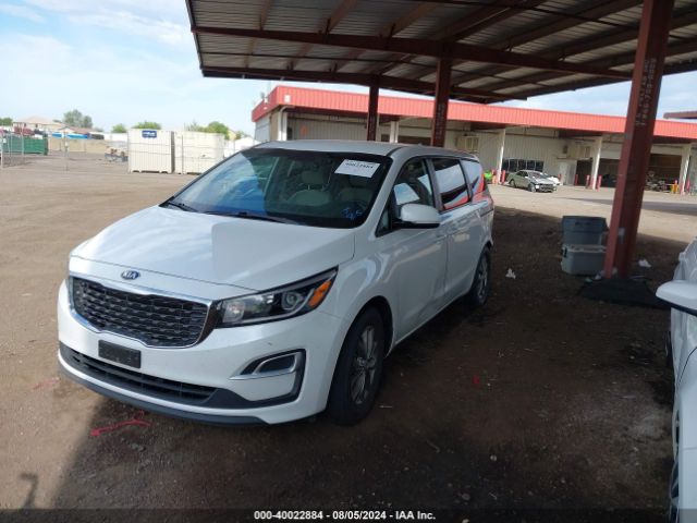 KNDMB5C17K6552494 KIA SEDONA LX