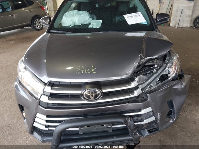 Toyota Highlander Xle 2017 5TDJZRFH3HS399247 Image 10