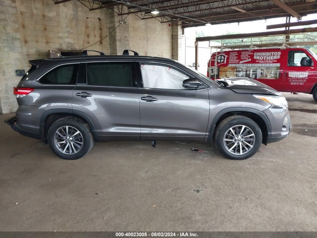Toyota Highlander Xle 2017 5TDJZRFH3HS399247 Image 12