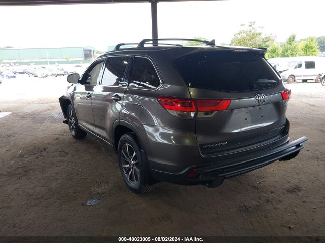Toyota Highlander Xle 2017 5TDJZRFH3HS399247 Image 3