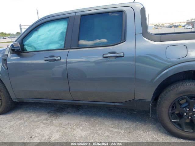 3FTTW8S99RRA84497 Ford Maverick Lariat