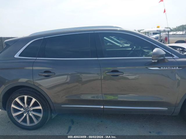 2LMPJ6K92KBL47583 Lincoln Nautilus Select