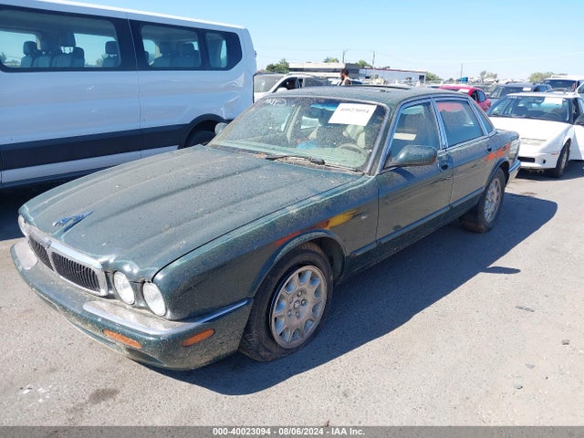 1998 JAGUAR XJ8 SAJHX1244WC812768 Photo 1