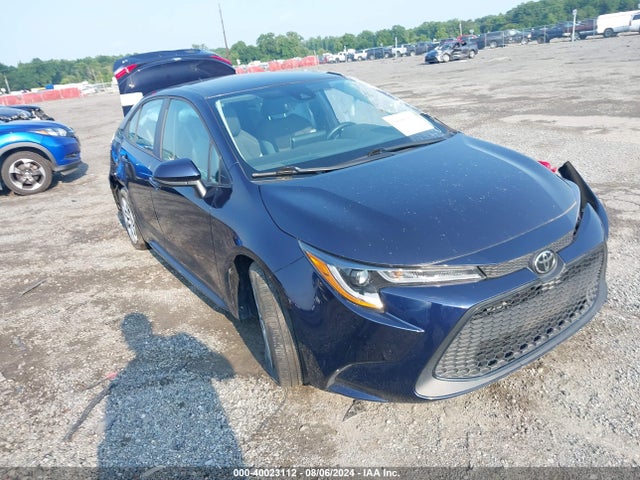 Toyota COROLLA LE 2021 5YFEPMAEXMP268293 Image 1