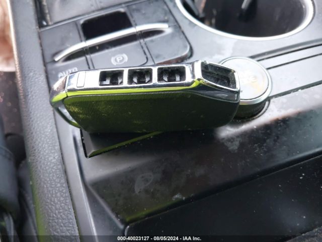 5XXG64J29MG021924 KIA K5 Gt-line