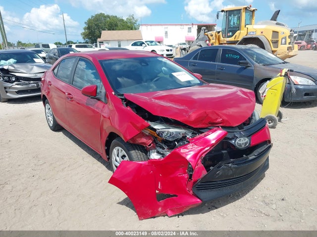 Toyota COROLLA LE 2017 5YFBURHE9HP711800 главное изображение