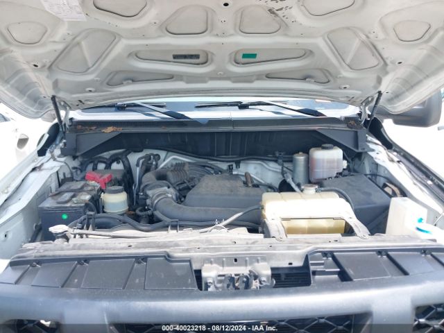 1N6BF0KY8HN802558 Nissan Nv Cargo Nv2500 Hd Sv V6
