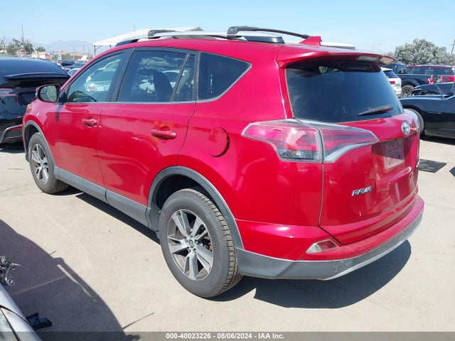 Toyota Rav4 Xle 2016 JTMWFREV9GJ067010 Image 3