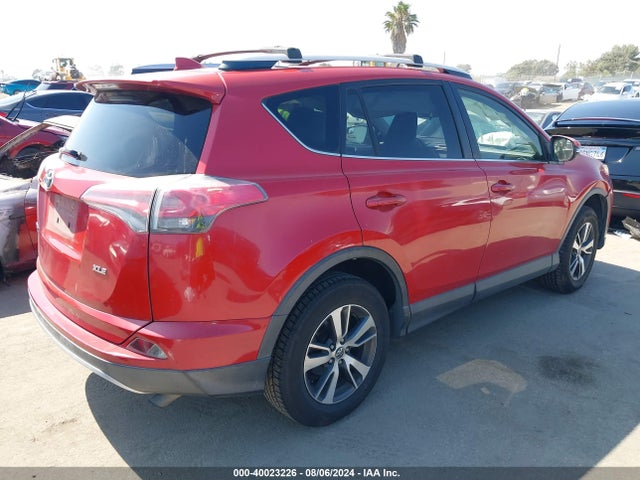 Toyota Rav4 Xle 2016 JTMWFREV9GJ067010 Image 4