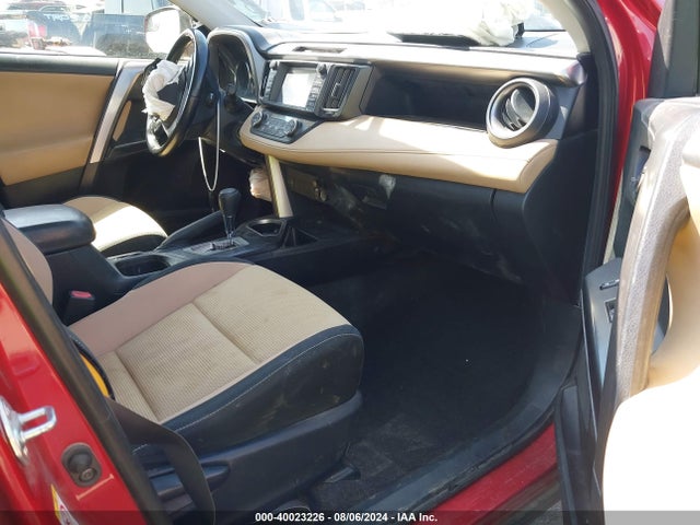 Toyota Rav4 Xle 2016 JTMWFREV9GJ067010 Image 5