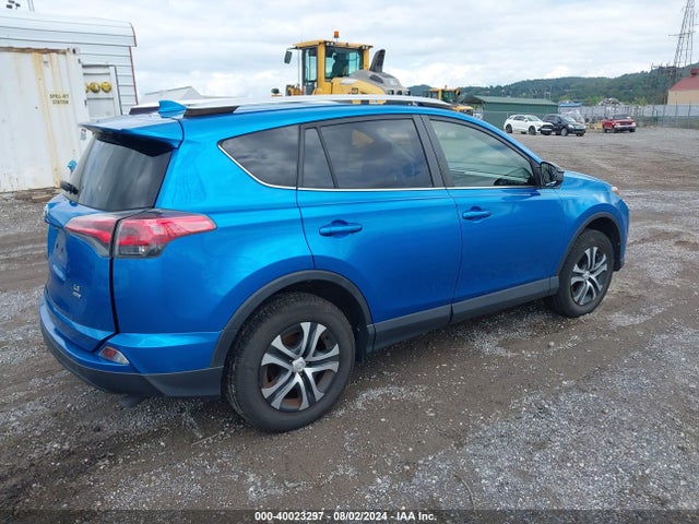 Toyota RAV4 LE 2016 JTMBFREV4GJ102731 Image 4