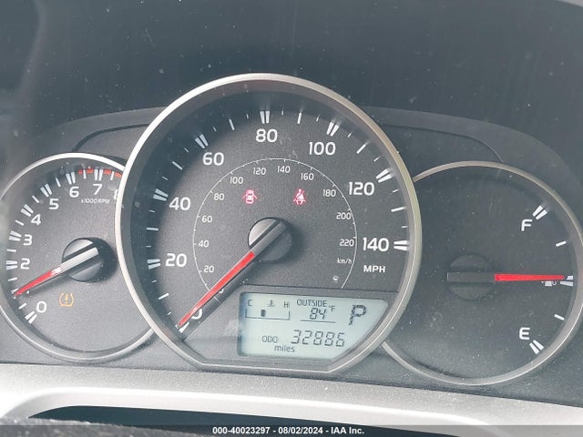 Toyota RAV4 LE 2016 JTMBFREV4GJ102731 Image 7