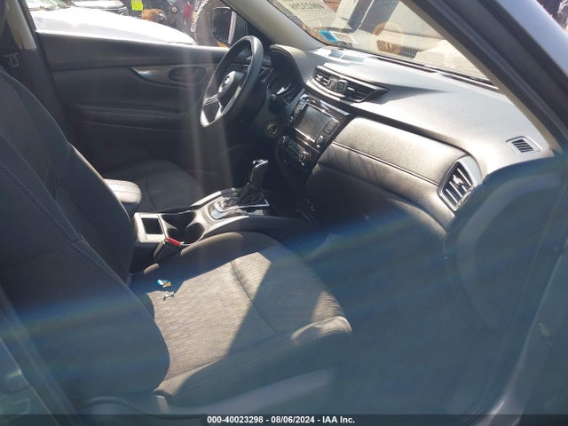Nissan ROGUE S 2019 5N1AT2MV4KC842494 Image 5