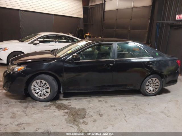 4T1BD1FK3EU131589 Toyota Camry Hybrid Le