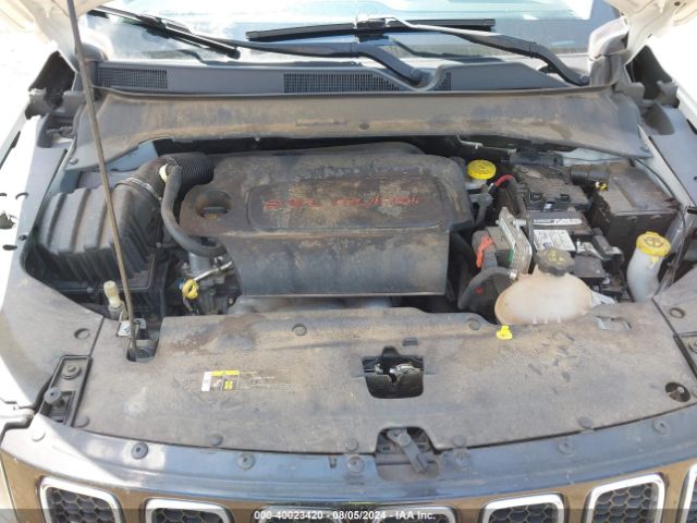 3C4NJCCBXJT181503 Jeep Compass Limited Fwd