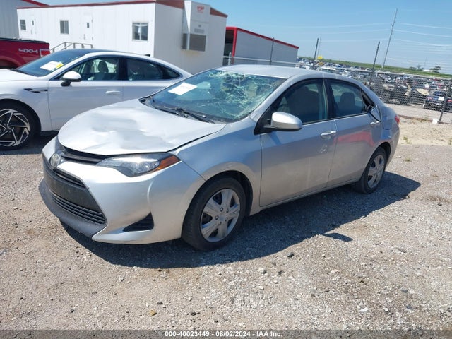 Toyota COROLLA LE 2017 5YFBURHEXHP626559 Image 2