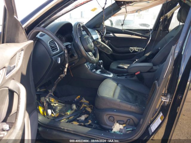 WA1EFCFS2FR012230 Audi Q3 2.0t Premium Plus