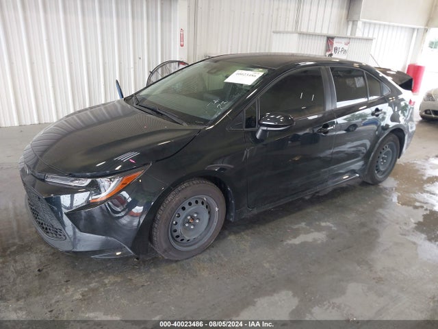 Toyota COROLLA LE 2022 JTDEPMAE3NJ230264 Image 2