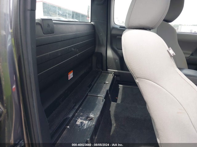 Toyota Tacoma Sr 2018 5TFRX5GN8JX111468 Image 8