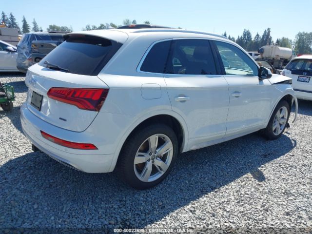 WA1BNAFY1K2115365 Audi Q5 45 Premium